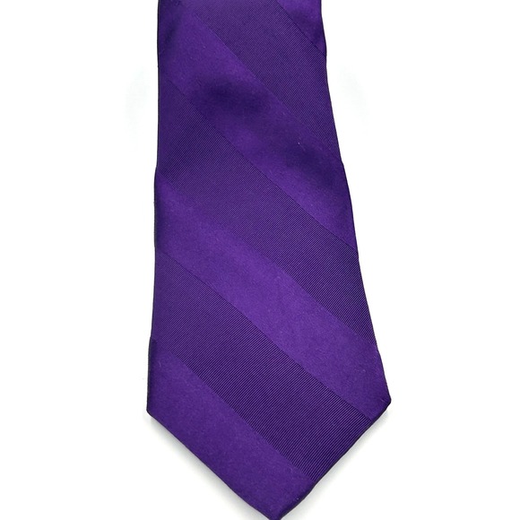 Express Men's Neck‎ Tie Purple on Purple Textured Stripe 3.5 Width 60 Length - Picture 2 of 9